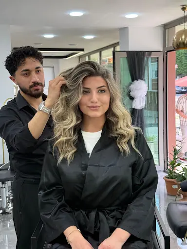 EMRE SEZER Hair & Beauty 3