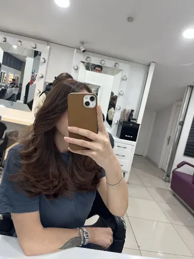 VOGUE BAY BAYAN KUAFÖR SALONU İYAŞ PARK