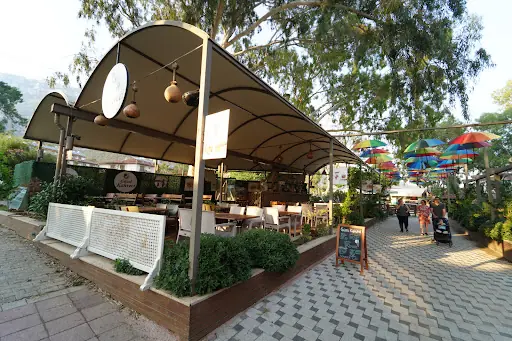 Güzel Kahveci Akyaka