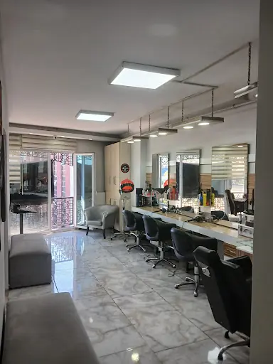Pretty Güzellik Salonu & Bayan Kuaför 3