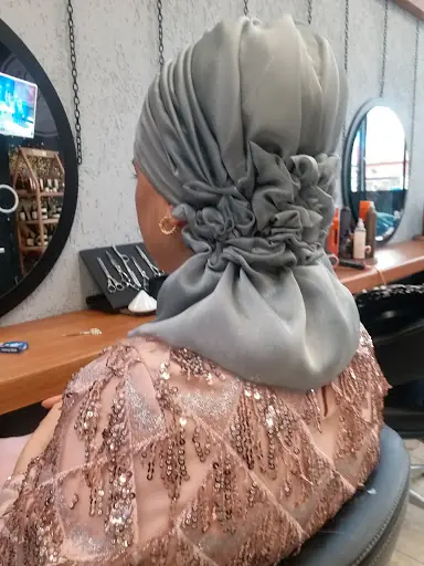 Günay Kuaför ve Güzellik Salonu (Salon Günay) 4
