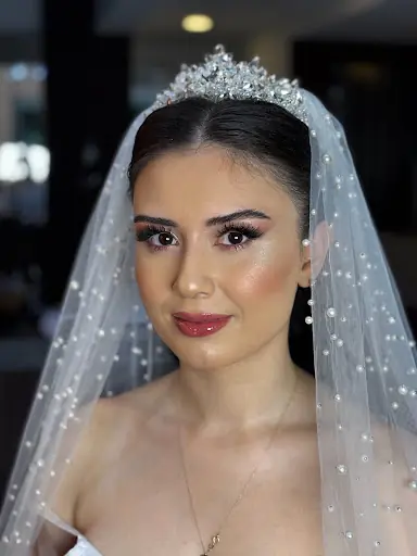 Nazlı Türkyılmaz Hair&Make up Studio