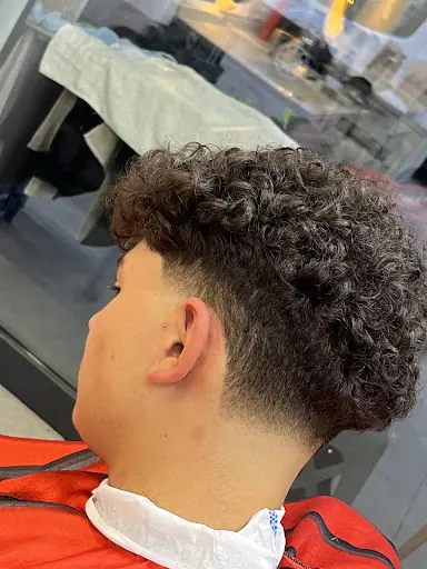 ÇAMLIBEL BARBER SHOP YOZGAT KUAFÖR 4