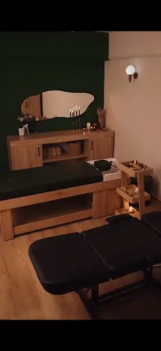 The Glow Studio Beauty 2