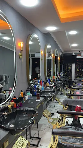 First Class Barbers Shop