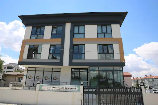 SARAY ÖZEL EĞİTİM VE REHABİLİTASYON MERKEZİ 4