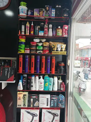 KUAFÖR BUĞRA ERKEK SAÇ BAKIM VE GÜZELLİK SALONU 3