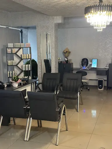 Luxe Titanium Güzellik ve Bakım Merkezi