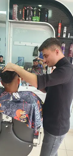 EFOR Erkek Kuaförü 3