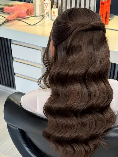 SALOON JUST BEAUTY CENTER BAYAN KUAFÖRÜ