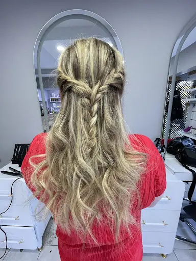 BLONDE BAYAN KUAFÖR 2