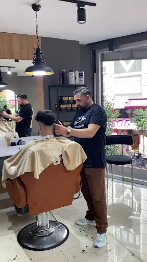 Emre Söyler hair master erkek kuaförü 3