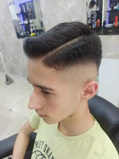 Salon By Selim Salkım Erkek Kuaförü – Berber, İstanbul