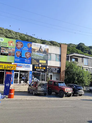 Naz Gür Kuaför 3