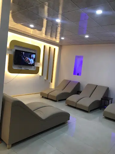 Wiss Royal Spa