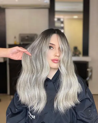 Salon Gupse Burcu Haveydi