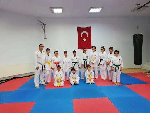 Ciftlikköy Belediyesi Kültür Merkezi