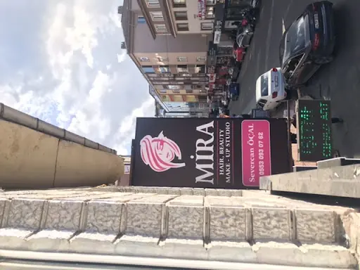 Mira bayan kuaförü