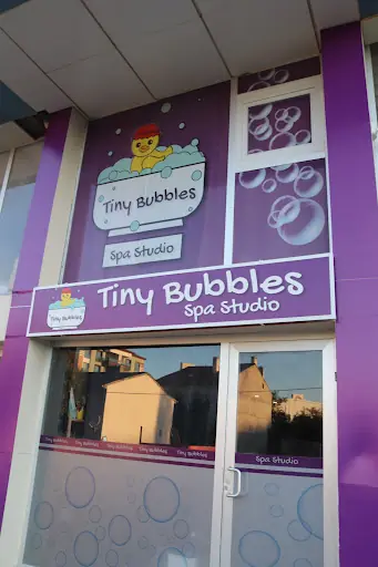 Tiny bubbles baby spa 4