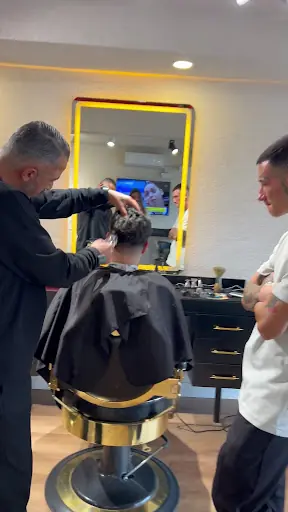 MAN HAIR STUDIO Barber Club & Academy