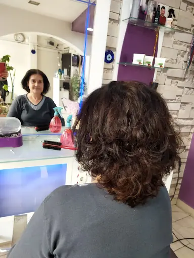 Nihal Bayan Kuaförü & Nails By İlayda 3