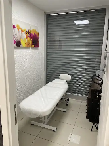 Özge Güven Beauty | Esenyurt Kıraç Kadın Kuaförü