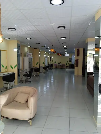 Loojy Salon
