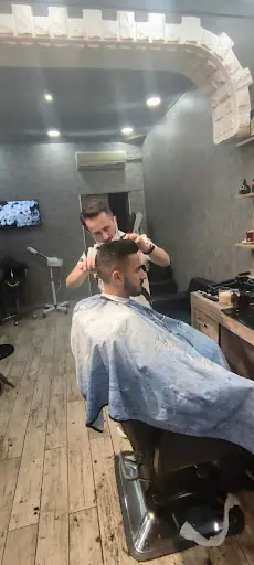 Mert Erkek Kuaförü 3