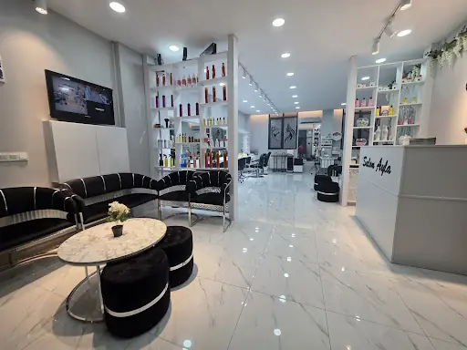 SALON AYLA 4