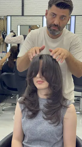 Newmoon Coiffure