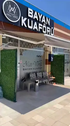 Miss World Bayan Kuaförü 3