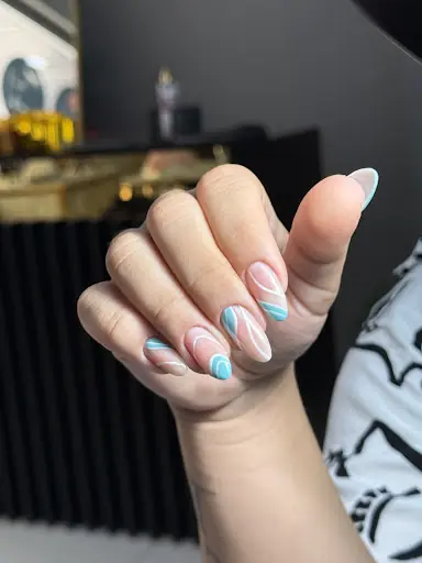 Gülçin Maviyıldırım Beauty | Avcılar Protez Tırnak & İpek Kirpik 4