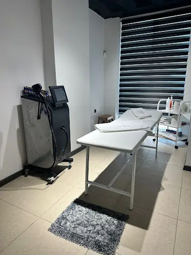 Cliniczer Official & İzmir Güzellik Salonu & İzmir Lazer Epilasyon & İzmir En İyi Güzellik Merkezi