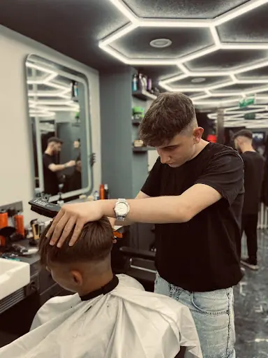 ENES GÜNER HAIR ARTIST 4