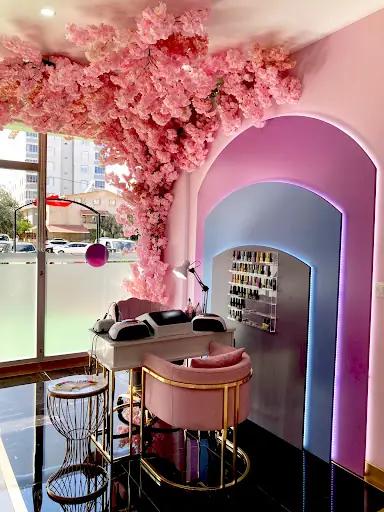 Dilara Toprak Beauty Center | Torbalı Güzellik Salonu
