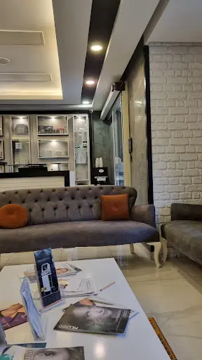 Estetik Center - Estetik Plastik Cerrahi Kliniği 4