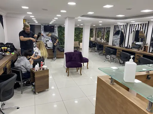 Sedat Kılıç Hair Stüdio 3