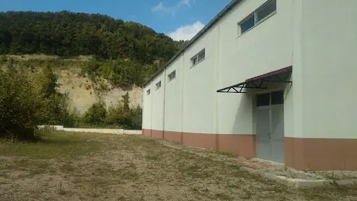 Erfelek Kapali Spor Salonu 3