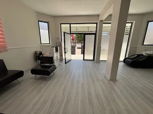 SALOON JUST BEAUTY CENTER BAYAN KUAFÖRÜ 3