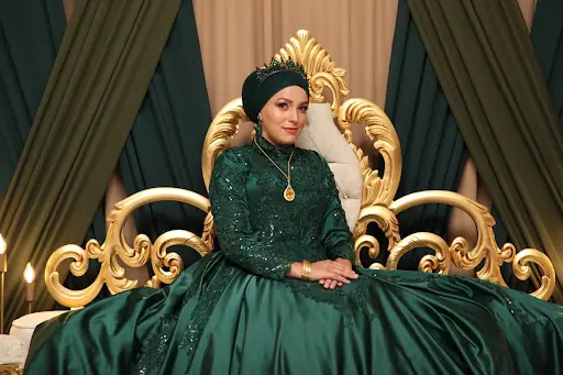 Neziha Kaya Saç ve Türban Tasarım Makeup Studio 4