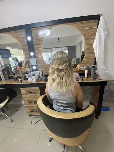 Nurten Bayan Kuaför & Güzellik salonu 3