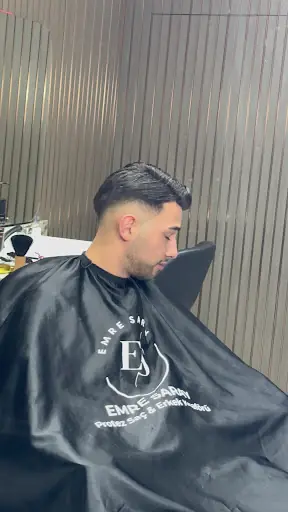 Emre Saray Protez Saç & Erkek Kuaförü 4