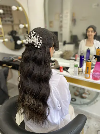 ESRA KÖRPE BEAUTY SALON