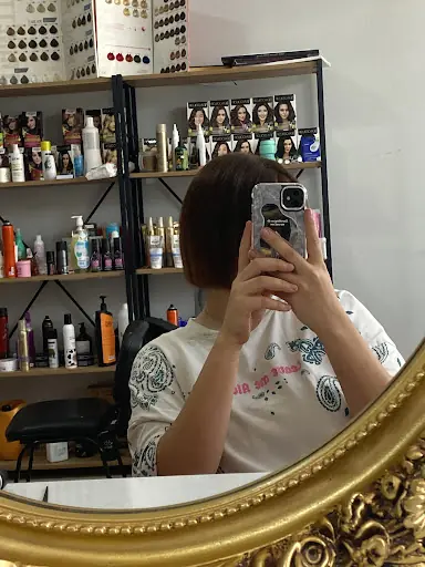 TÜLAY GEREK KUAFÖR & GÜZELLİK SALONU