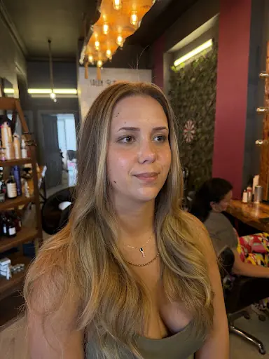 SALON ROM
