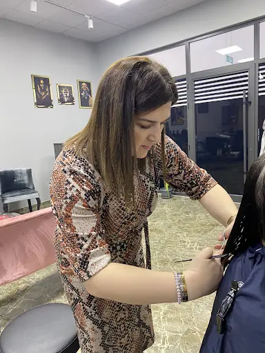 Büşra Arı Kuaför Ve Güzellik Salonu 4