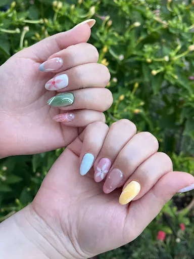 Bd Nail Studio | Lapseki Protez Tırnak - Nail Art - Kalıcı Oje 2