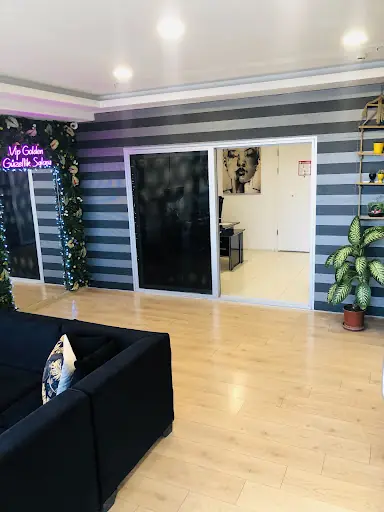 AFYON VIP GOLDEN GÜZELLİK SALONU