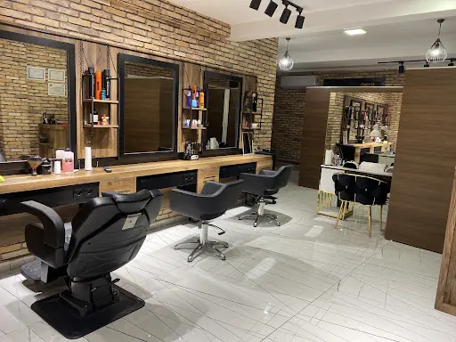 PERA BAYAN KUAFÖRÜ VE MİCROBLADİNG SALONU – Gelin Kuaförü, Esenler, İstanbul (3. fotoğraf)
