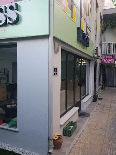 Bless Hair & Beauty (saç ve güzellik )